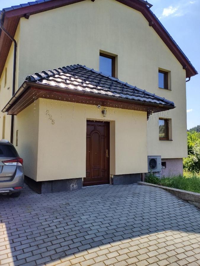 Pozlovice225 아파트 외부 사진